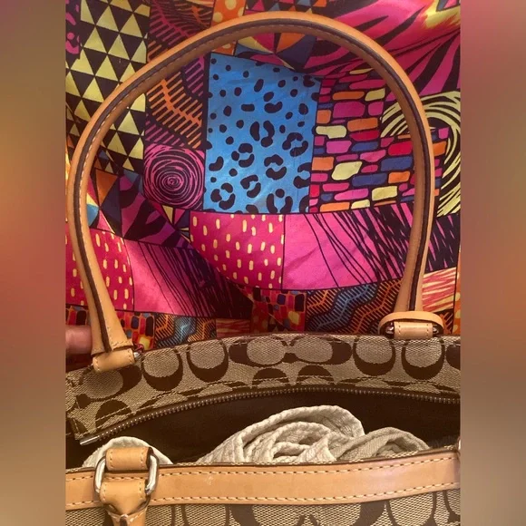 Coach Hampton Signature Carryall Tote - Picture 10 of 13